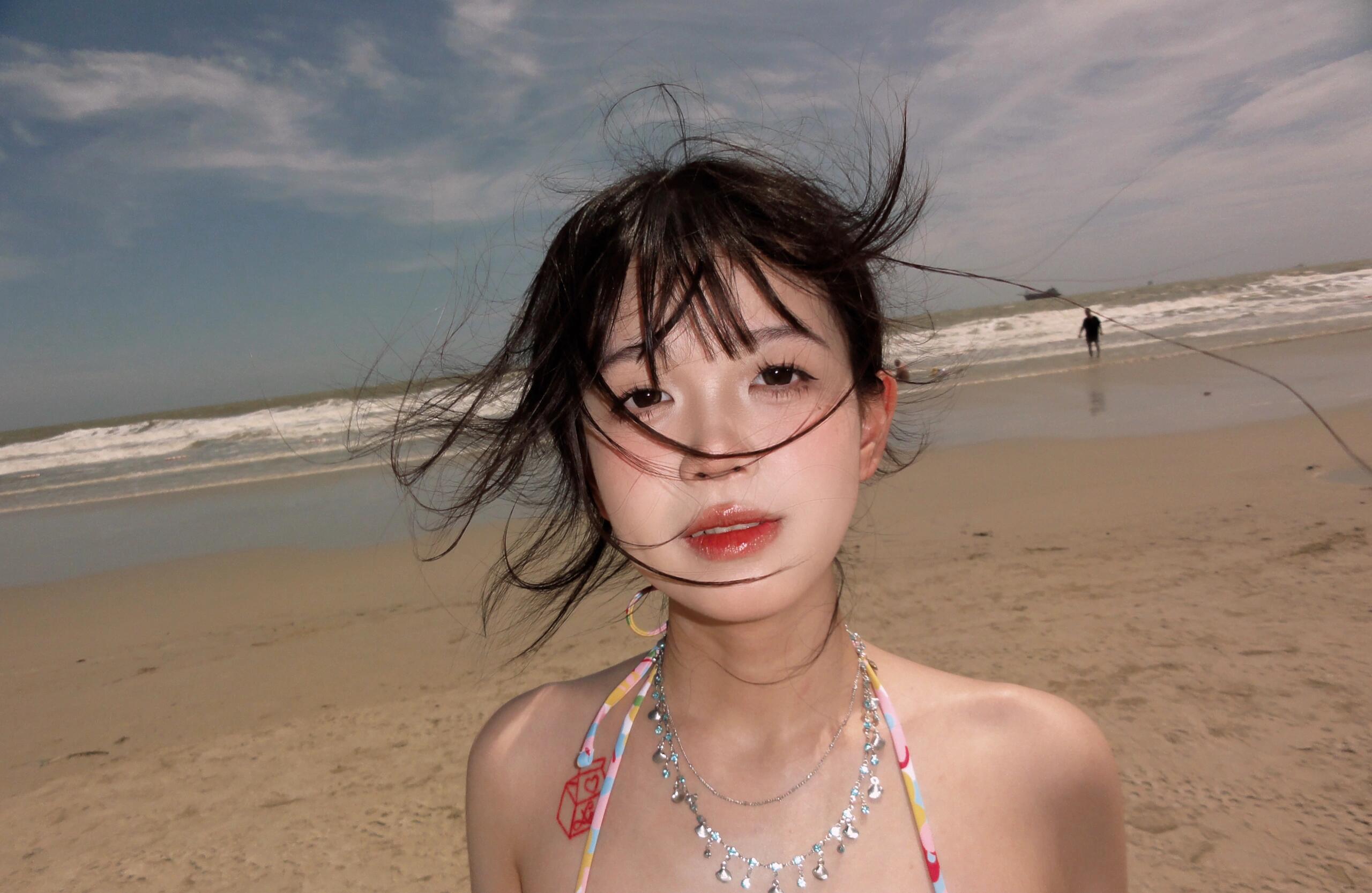 Hot Summer🌊 第 4 张参考图