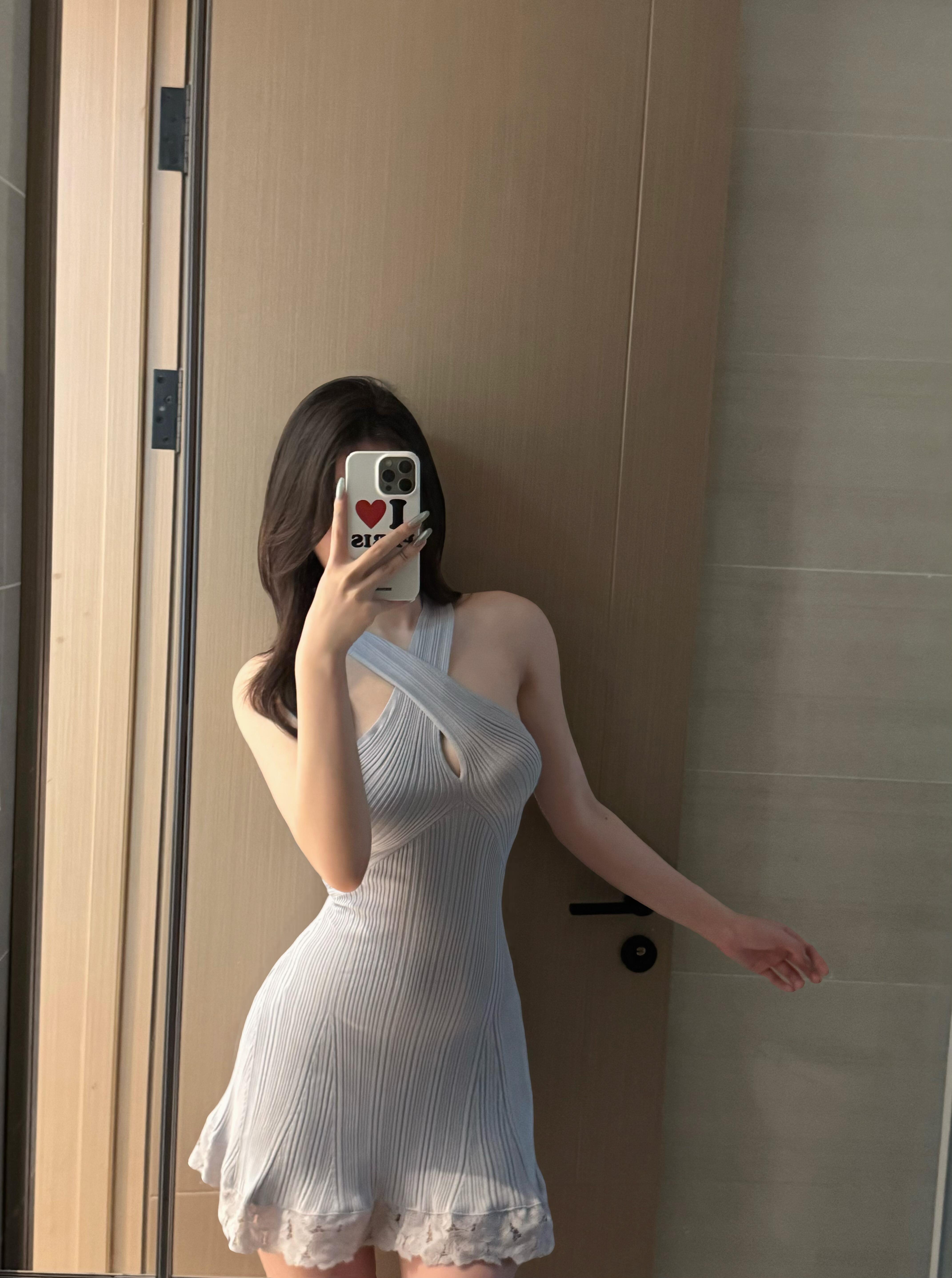 完全女人 第 3 张参考图