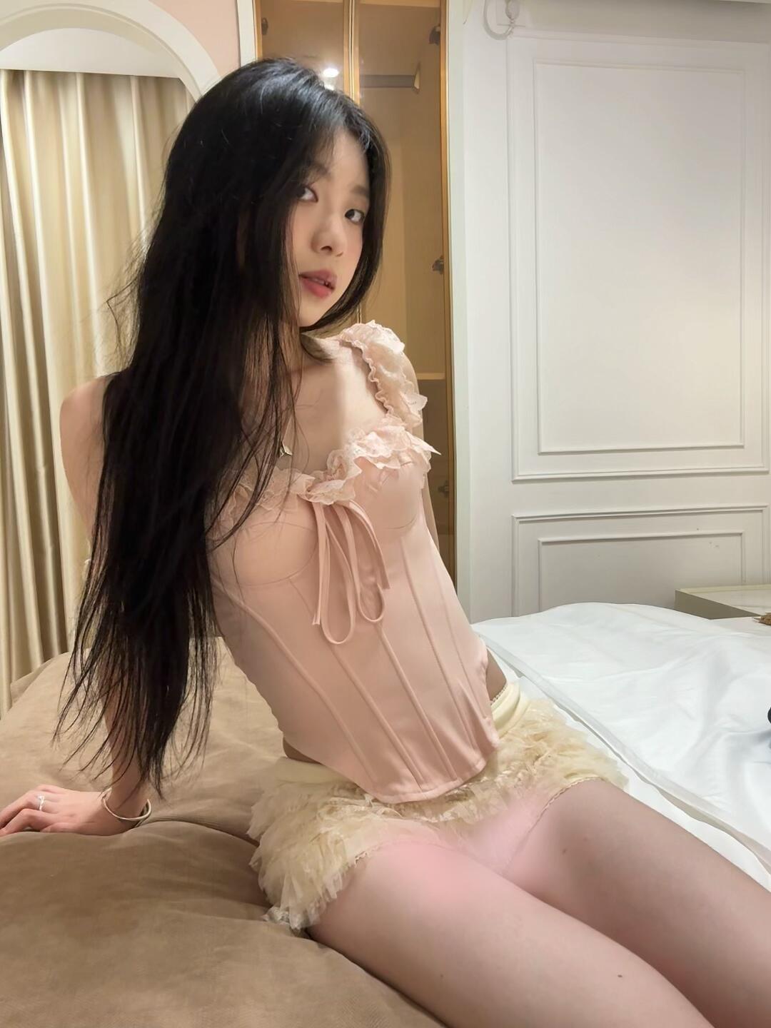 ✿ ⁺ 🎀 ‧₊˚ 🤍⋆ ✩ 𓂂 "₊ 第 4 张参考图
