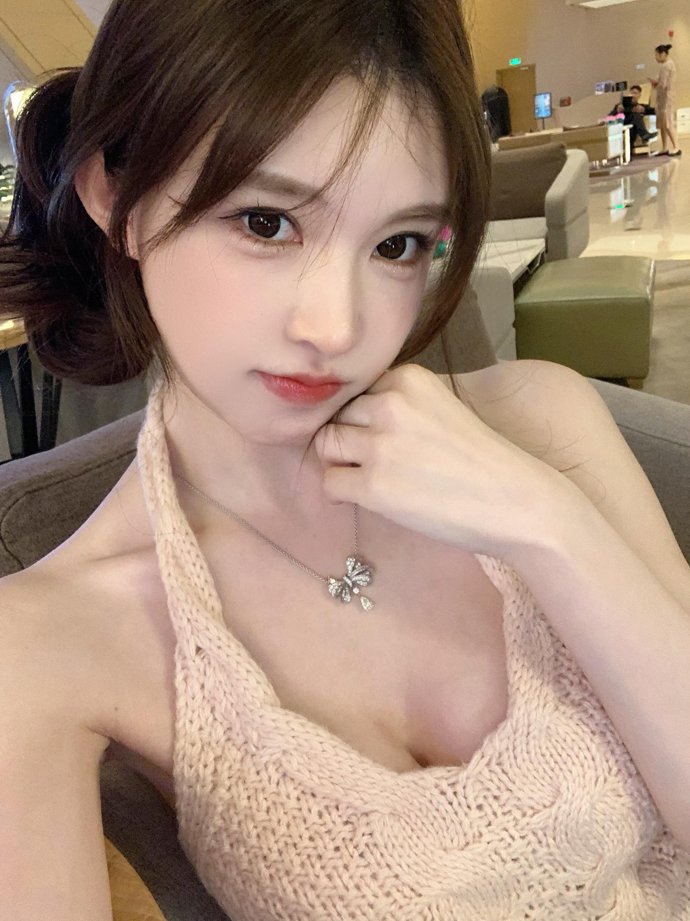 纯欲天菜🍑 第 2 张参考图